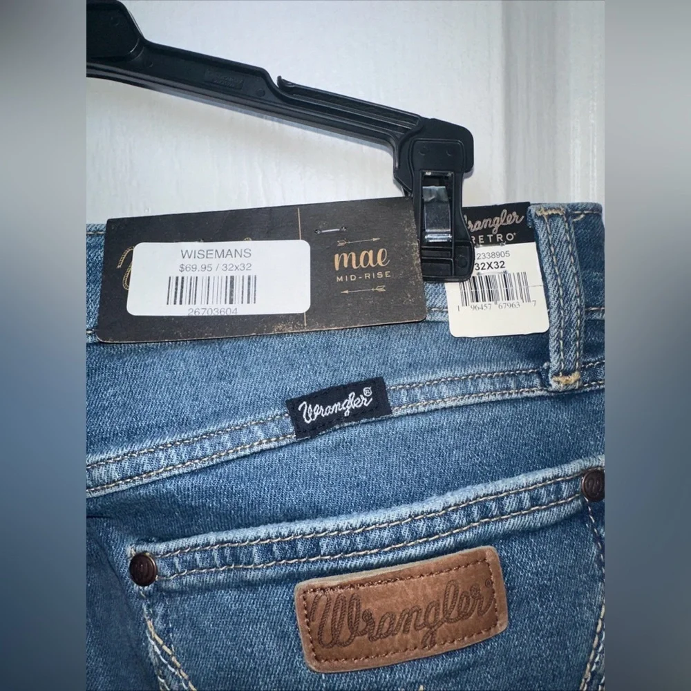 Wrangler Women’s Wisemans Mid Rise Jeans Size 32x32 Color Blue‎